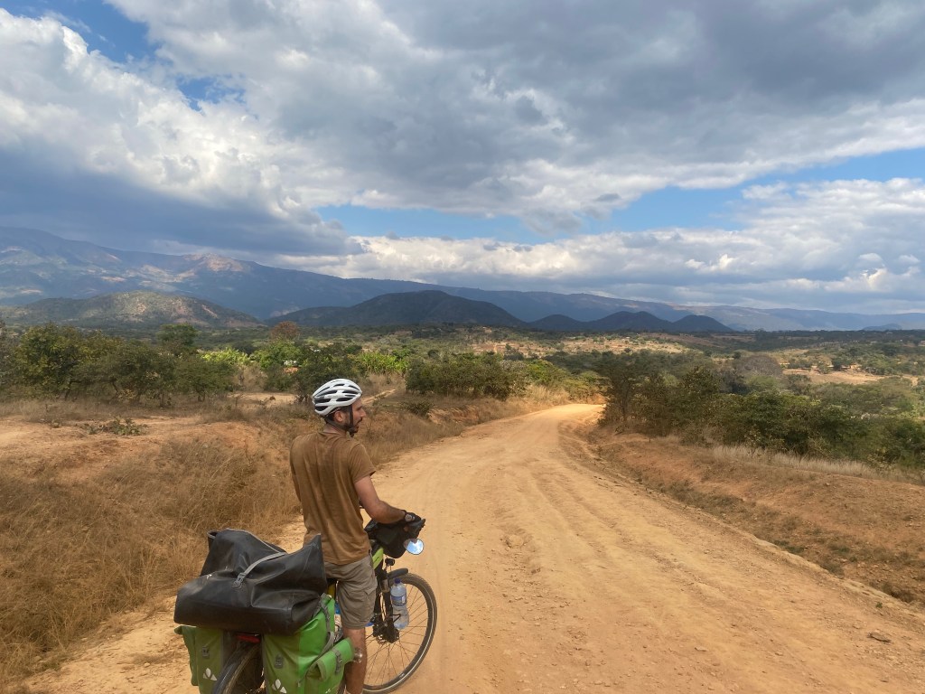 view karonga-Nthalire shortcut on the moutains bikepacking