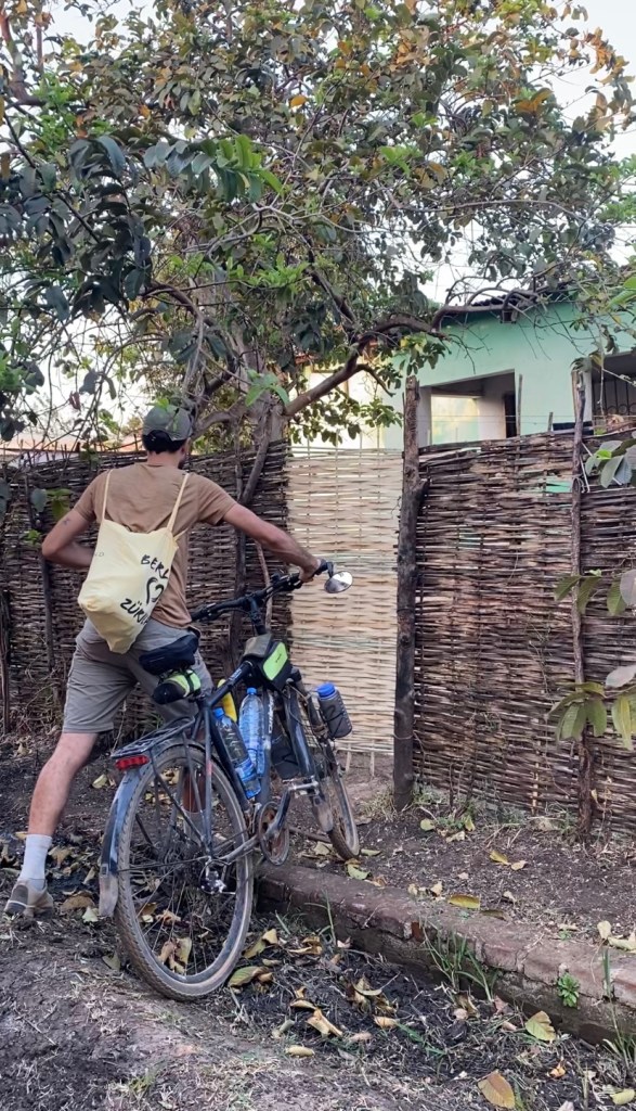 Cycling bikepacking chipata couchsurfing